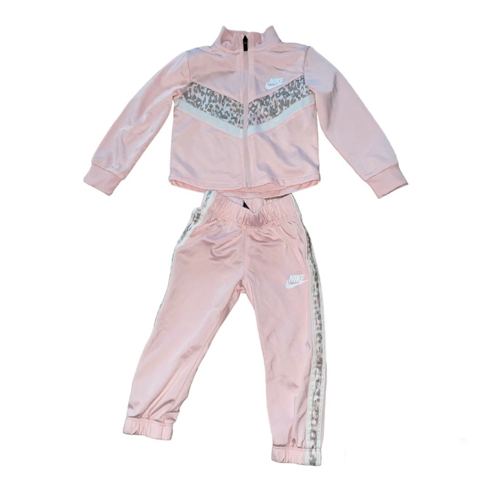 Nike track suit